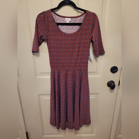 NWT Small Nicole Dress Lularoe - Picture 1 of 3